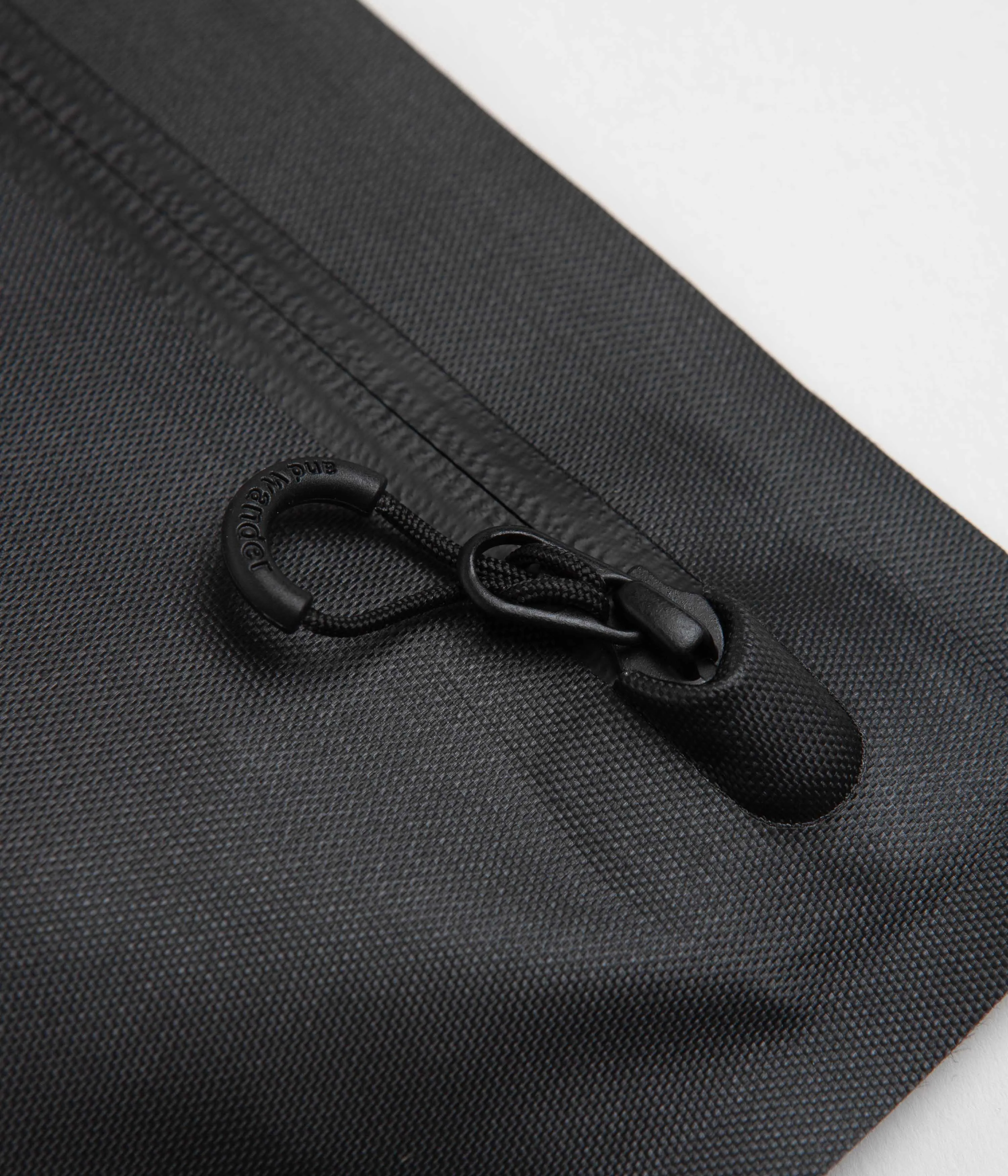 and wander Waterproof Sacoche - Black
