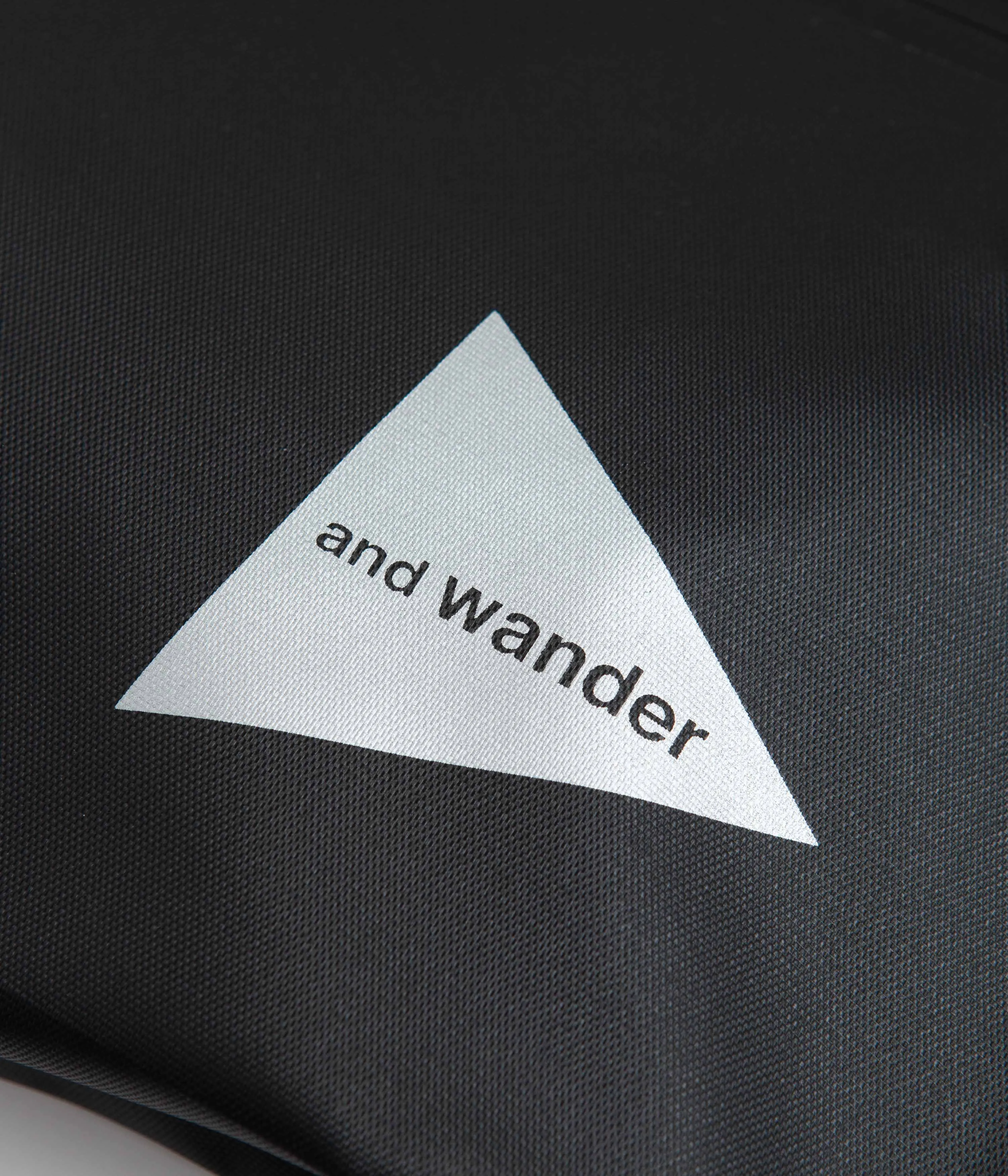 and wander Waterproof Sacoche - Black