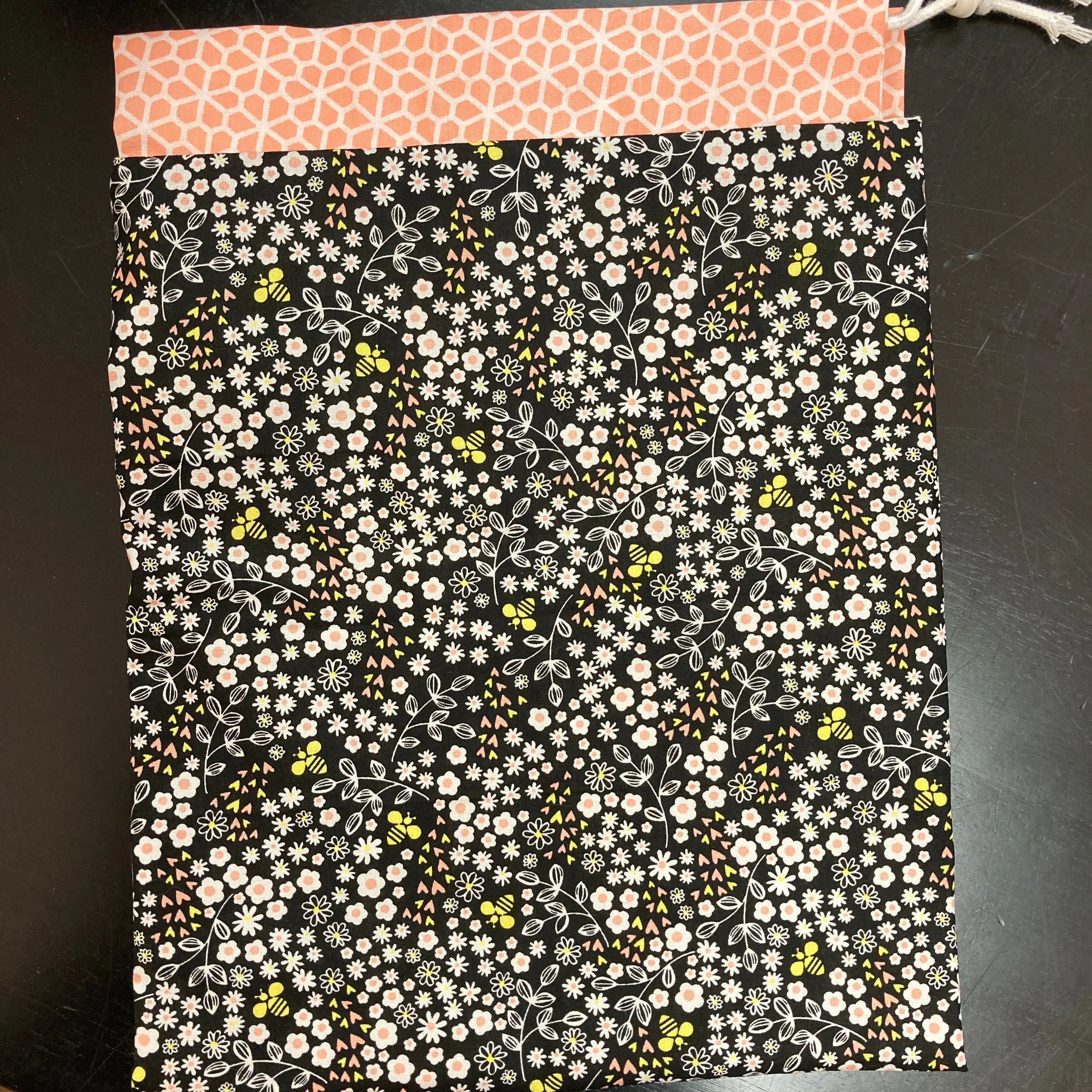 Apples, Bees, & Yummy Treats Too Project Bags