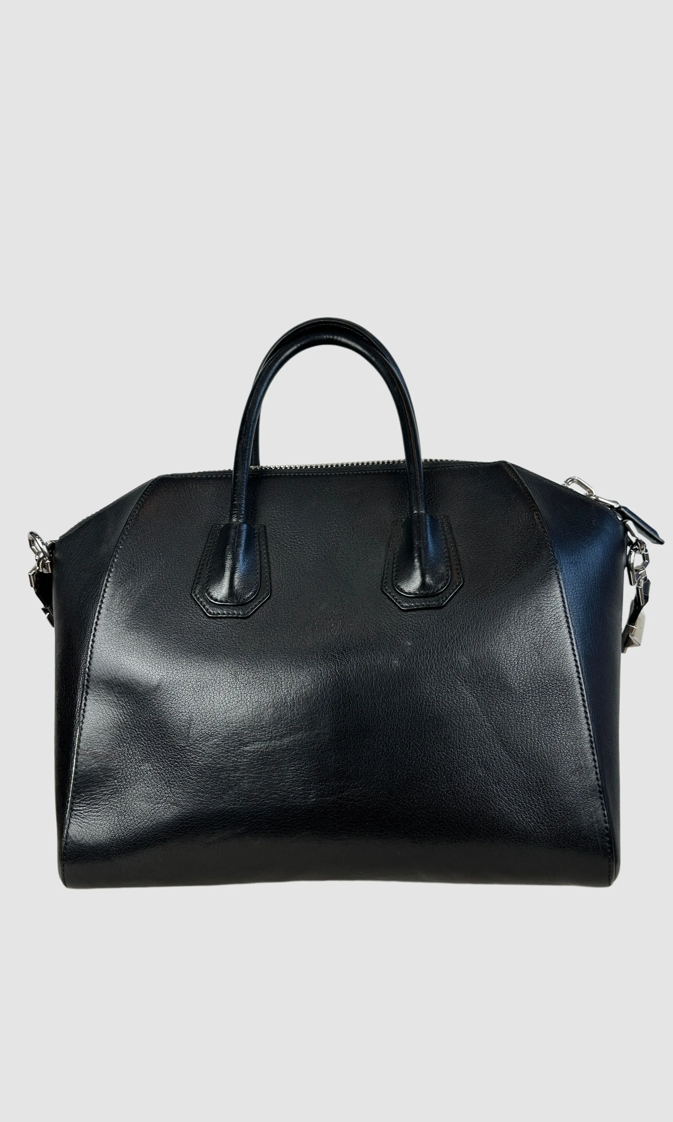 GIVENCHY Medium Antigona Bag  Made in Italy MPB0166