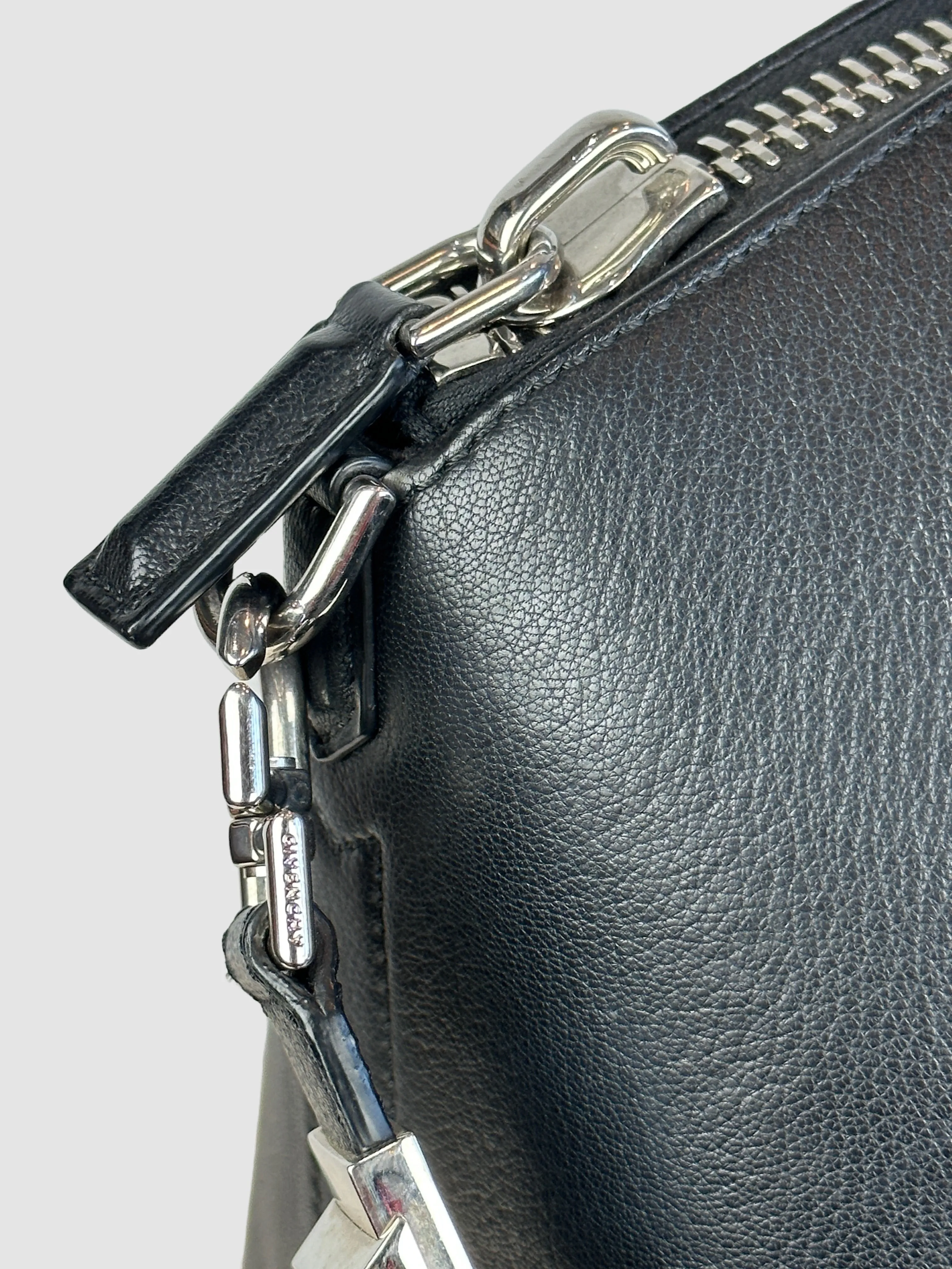 GIVENCHY Medium Antigona Bag  Made in Italy MPB0166