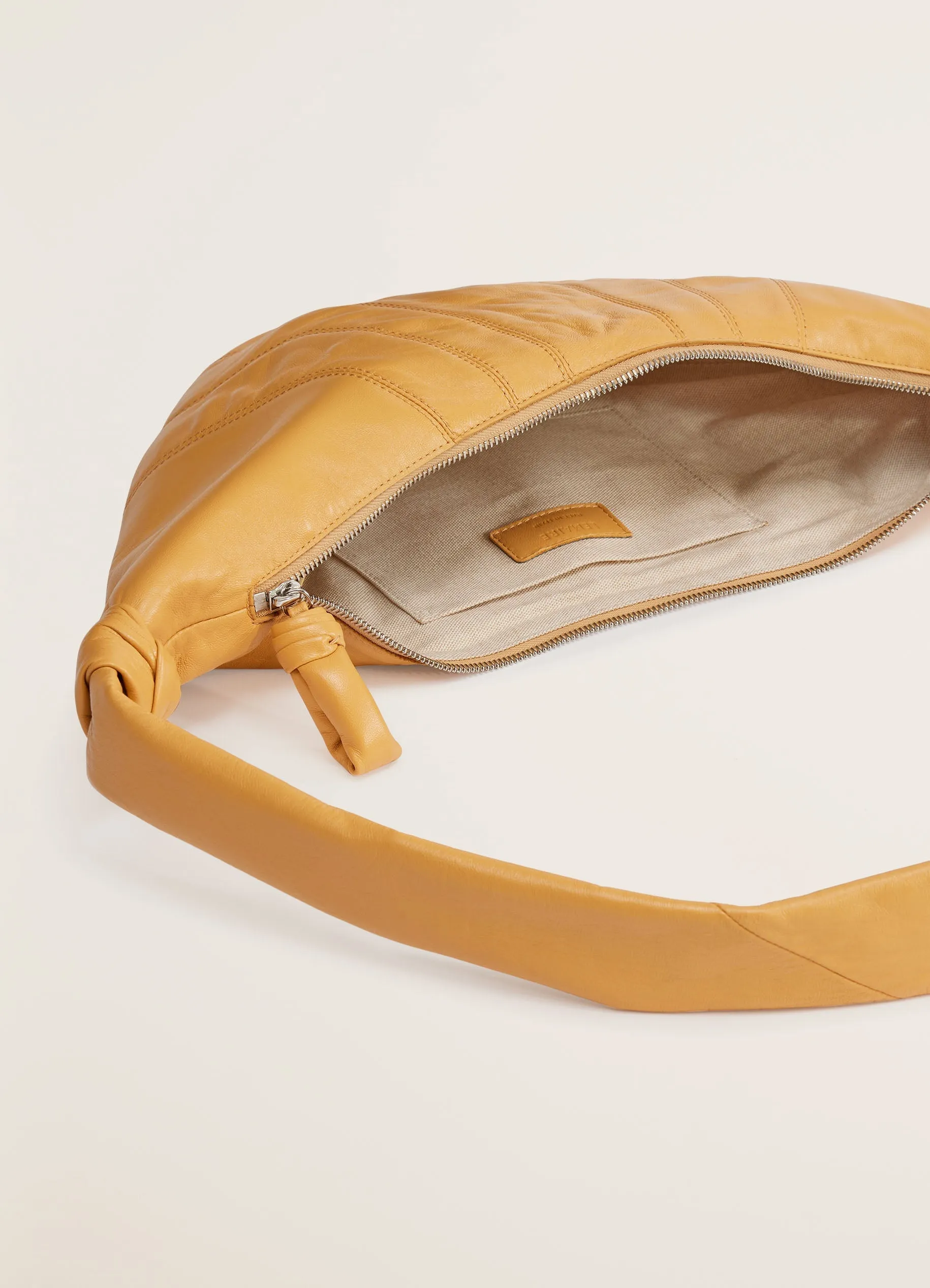 MEDIUM CROISSANT BAG