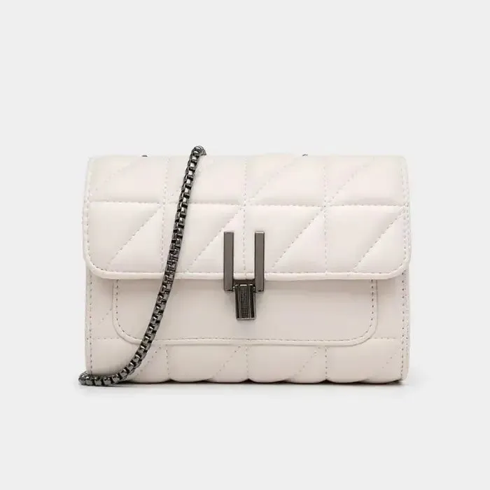 Stylish and Exclusive Crossbody Bag - Perfect for Enhancing Your Outfits!