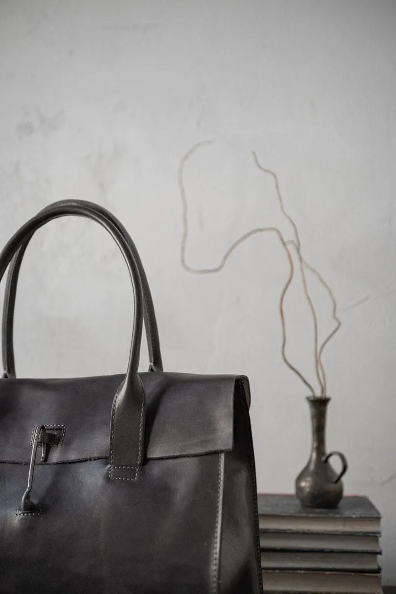 Tagliovivo | Doctor Bag L | Edle und klassische Ledertasche in schwarz-blau